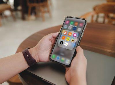 image depicting online shopping 