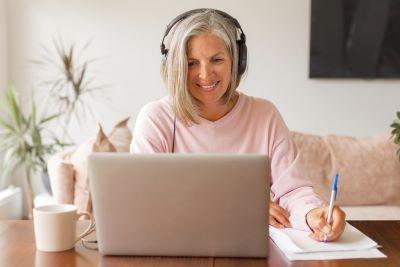 women as a laptop 