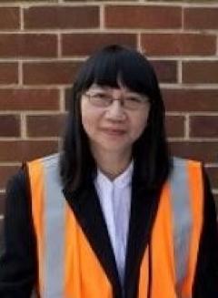 image of Dr Phoebe Mann 